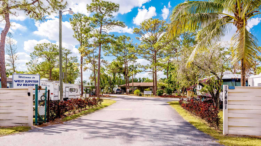 West Jupiter RV Resort, A Treehouse Community Passport America The